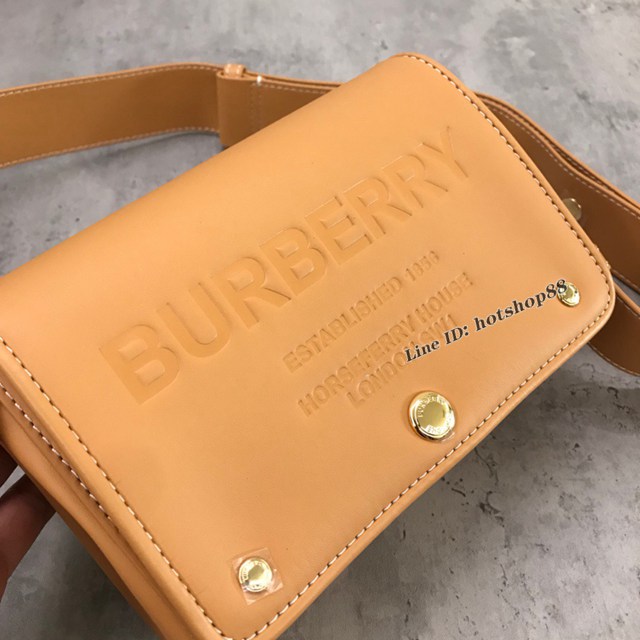 Burberry專櫃新款斜背包 巴寶莉Horseferry壓花女士單肩斜挎包 yxb1073